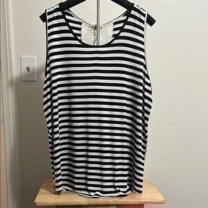 Black and White Striped Sleeveless Relaxed Tank Top